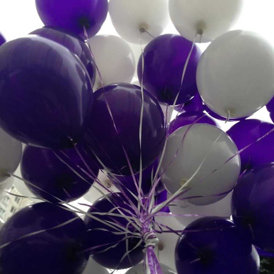 Бал шаров. Фиолетовый шарик. Шары черные с сиреневым. Фиолетовые воздушные шары. Воздушные шары черный фиолетовый.