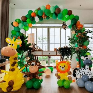 Фото-зона из шаров «Джунгли»