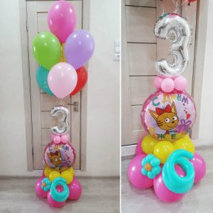 Композиция из шаров «Карамелька поздравляет»